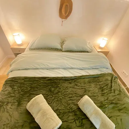Loft Au Coeur De * Nimes
